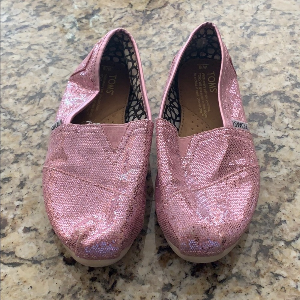 Pink Toms